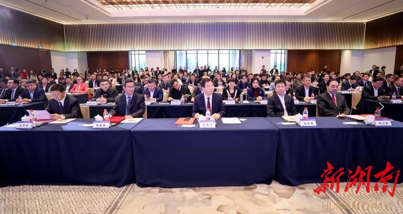 株洲30个重大招商项目签约